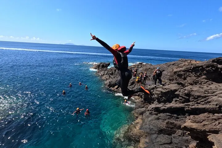 Coasteering Tour - Cliff jumping, swimming, scrambling.