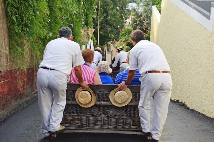 Toboggan at Monte