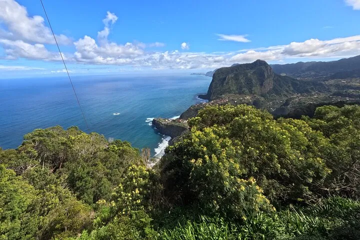 Madeira 4x4 Jeep Tour : Pico Arieiro & Santana Traditional Houses, photo 11