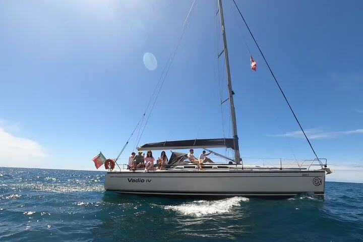 Half-Day Boat Trip Madeira Funchal- Private Yacht Snacks & Drinks