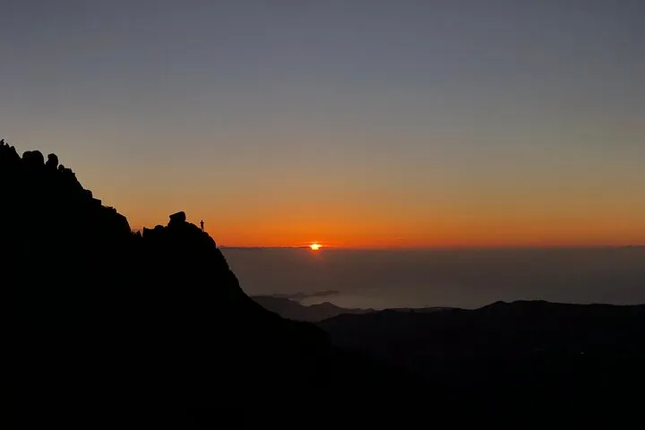 Sunrise at Pico do Areieiro