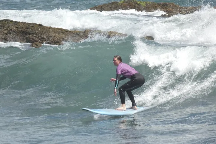 Over shoulder wave at Alagoa Beach
