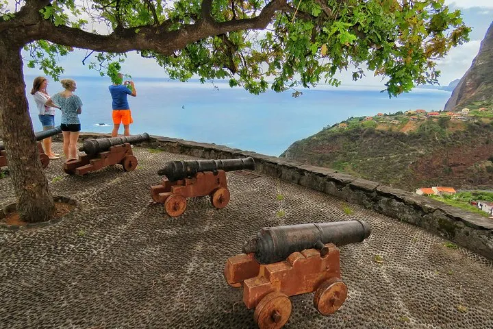 East 4x4 Santana & Peaks