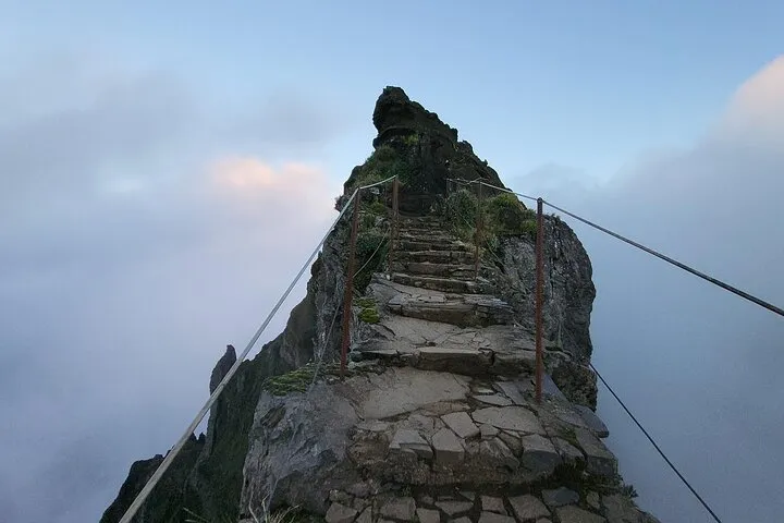 PR1 Pico do Arieiro Self-Guided Hiking Transfer (Morning slot)