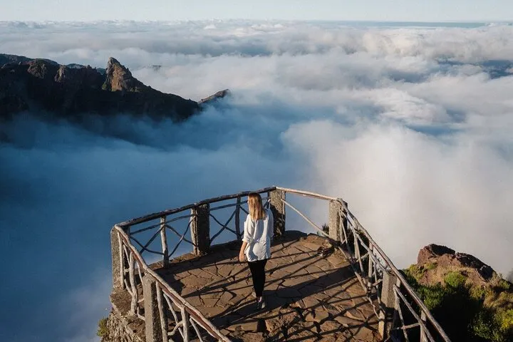 PR1 Sunrise Pico do Arieiro Self-Guided Hiking Transfer