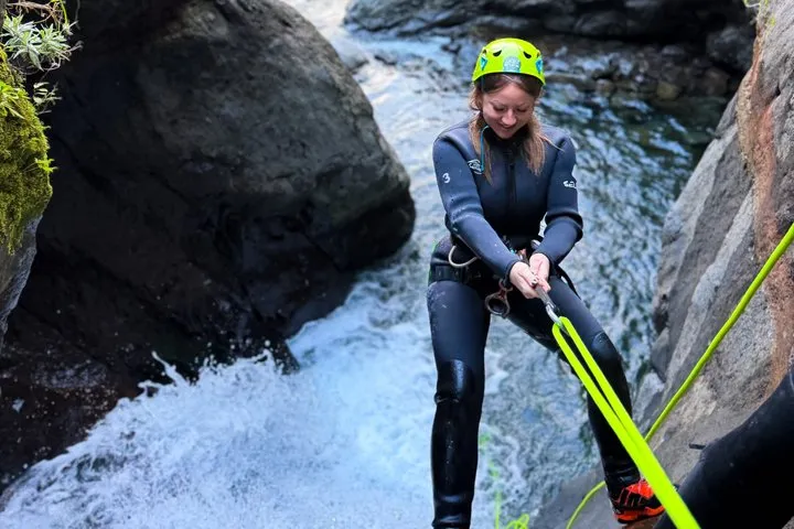 Madeira Canyoning - Beginner, photo 8
