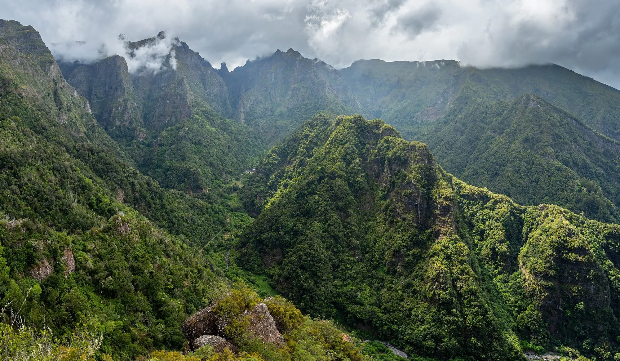 The Nogueira valley from the Balcões viewpoint